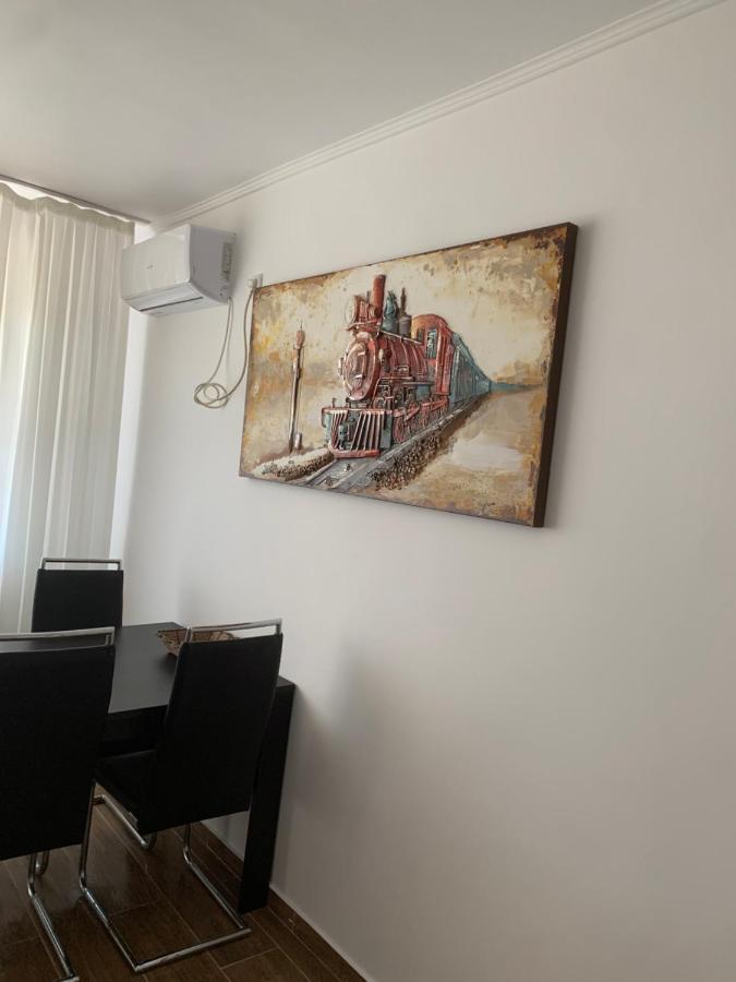 Apartment E'bulevard No2